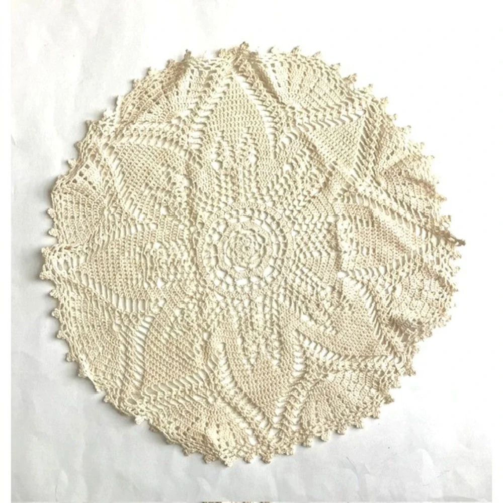 VTG Doily Hand Crochet Lace Round 14